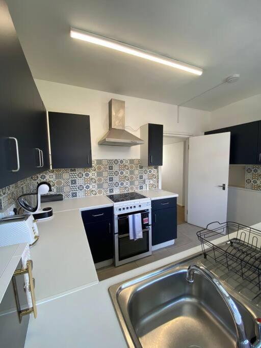 Appartamento Charming Retreat In Pimlico Londra Esterno foto